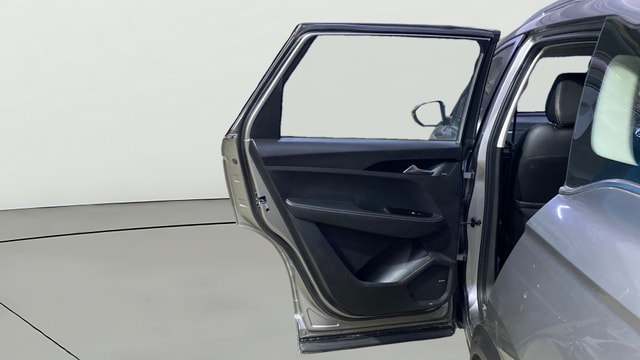 View MG Hector Image 16 Used MG Hector Image 16
