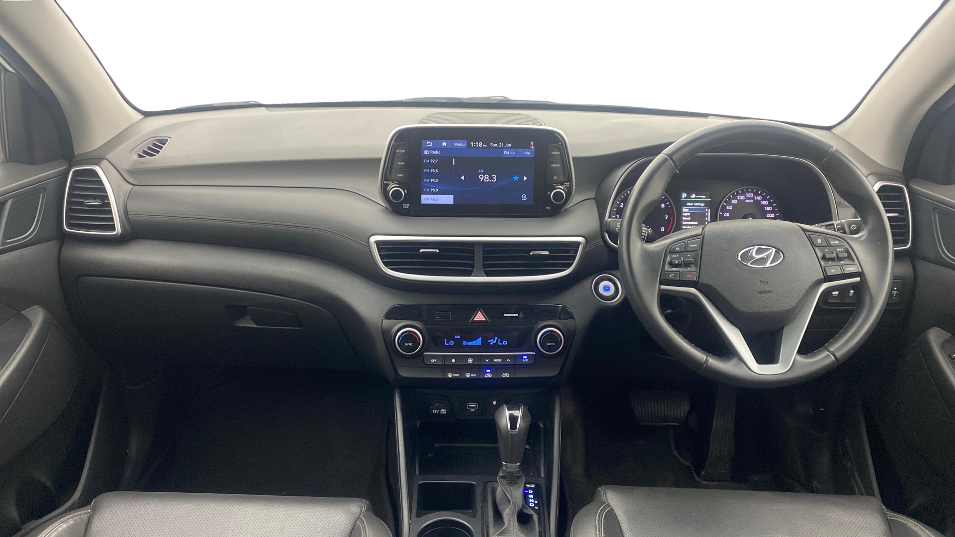 View 2022 Hyundai Tucson R 2.0 6-Speed Automatic GL BS IV Image 16 Used 2022 Hyundai Tucson R 2.0 6-Speed Automatic GL BS IV Image 16
