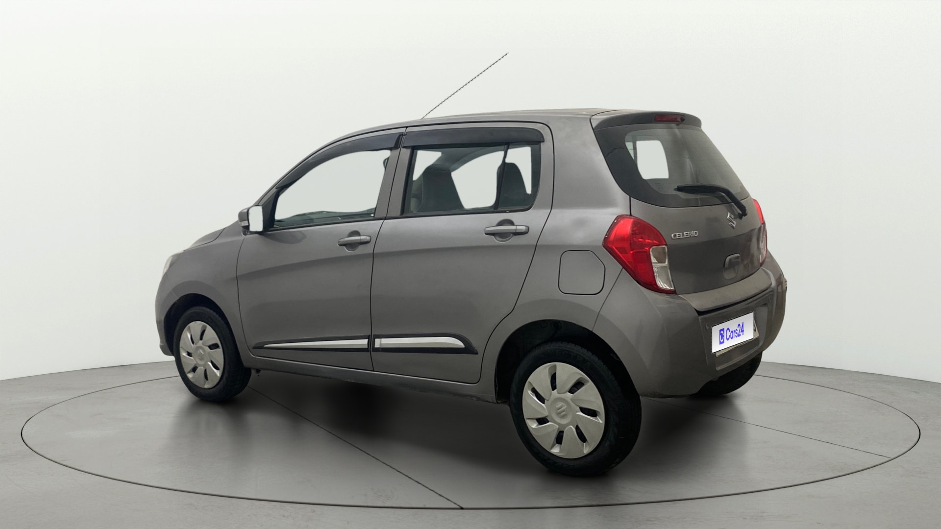 View 2021 Maruti Suzuki 1000 Base Variant Image 2 Used 2021 Maruti Suzuki 1000 Base Variant Image 2