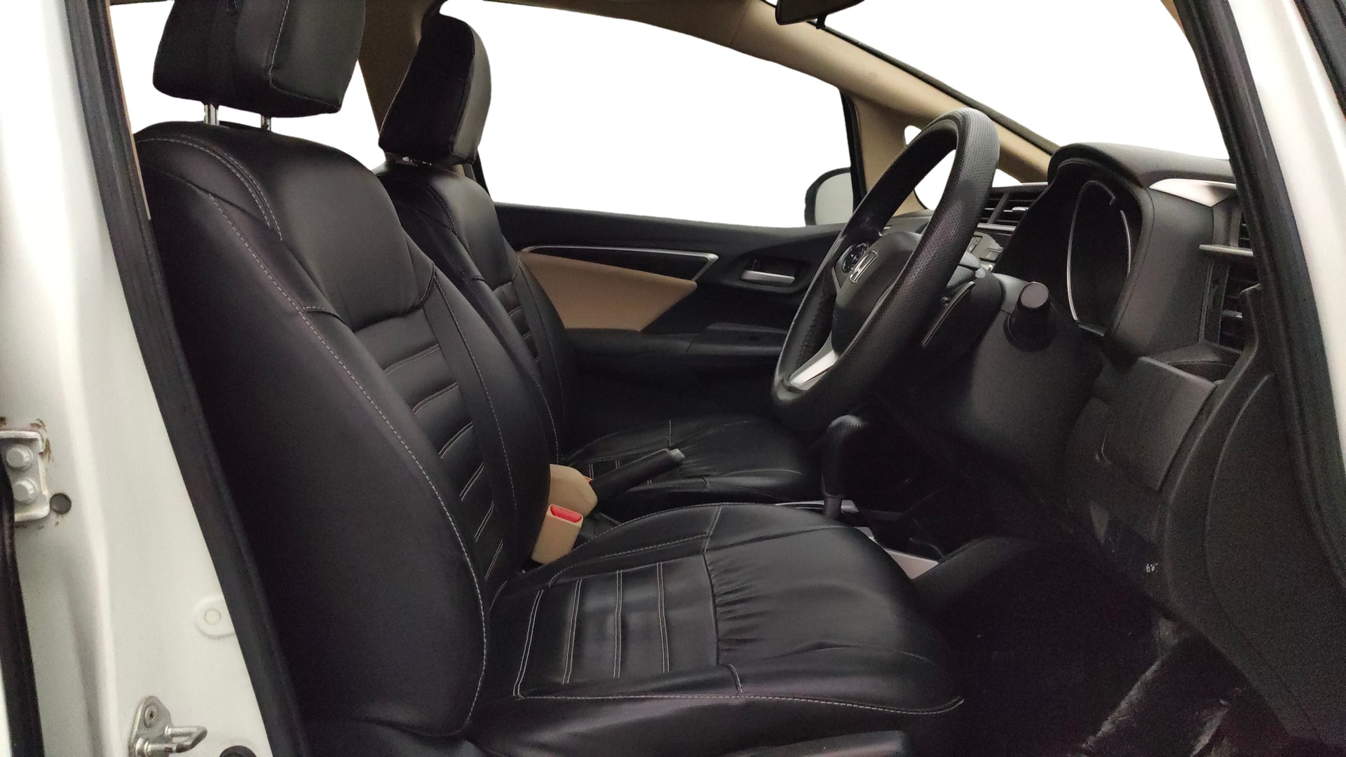 View 2021 Honda Jazz E MT Diesel Image 18 Used 2021 Honda Jazz E MT Diesel Image 18