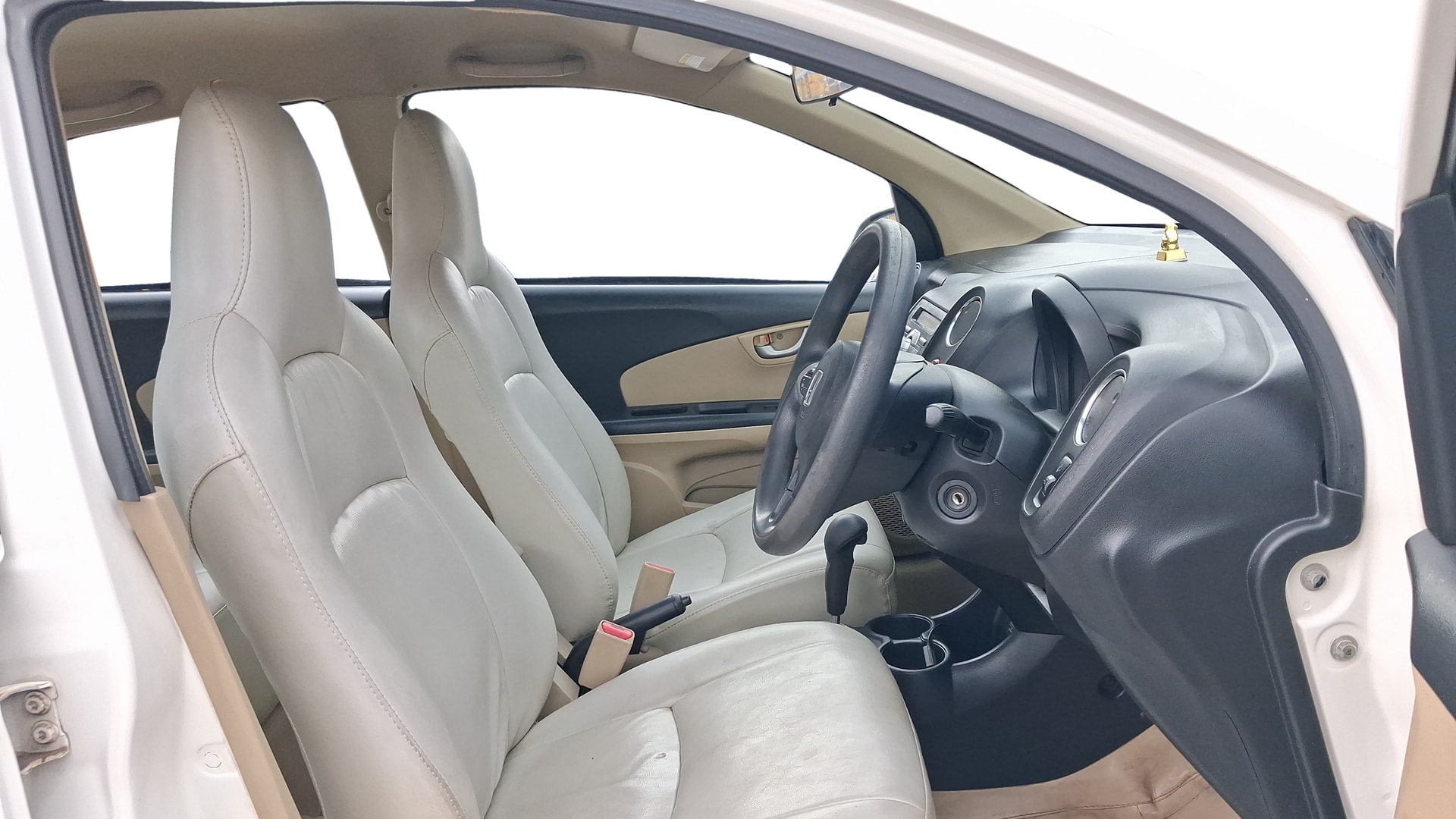 View 2016 Honda Amaze E MT Petrol BS IV Image 27 Used 2016 Honda Amaze E MT Petrol BS IV Image 27
