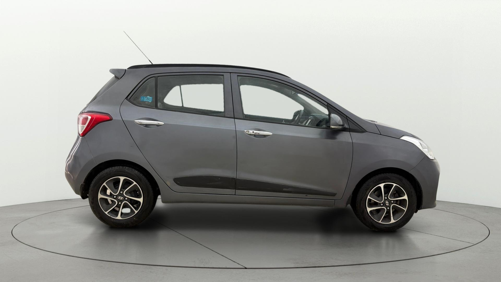 View 2019 Hyundai Grand i10 1.2 Asta Petrol Image 8 Used 2019 Hyundai Grand i10 1.2 Asta Petrol Image 8
