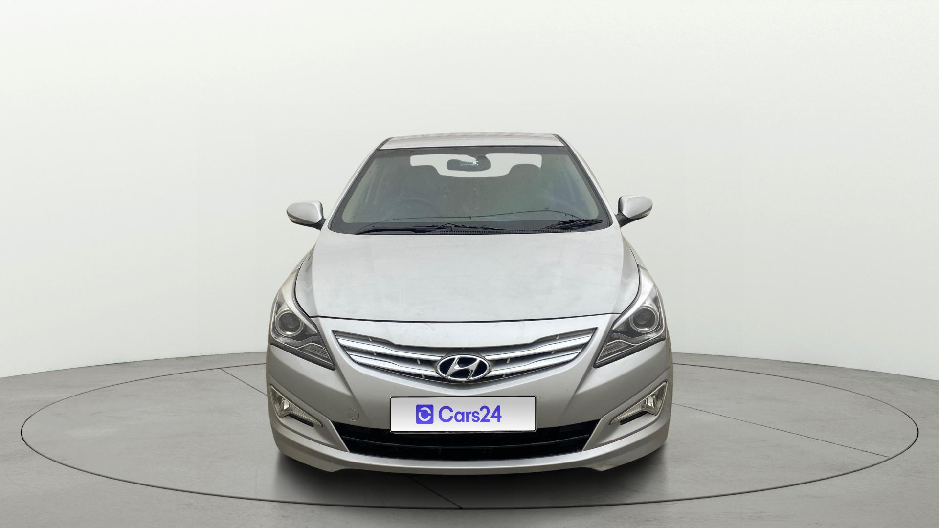 2016 ह्युंडई वरना 1.6 VTVT SX 2016 ह्युंडई वरना 1.6 VTVT SX
