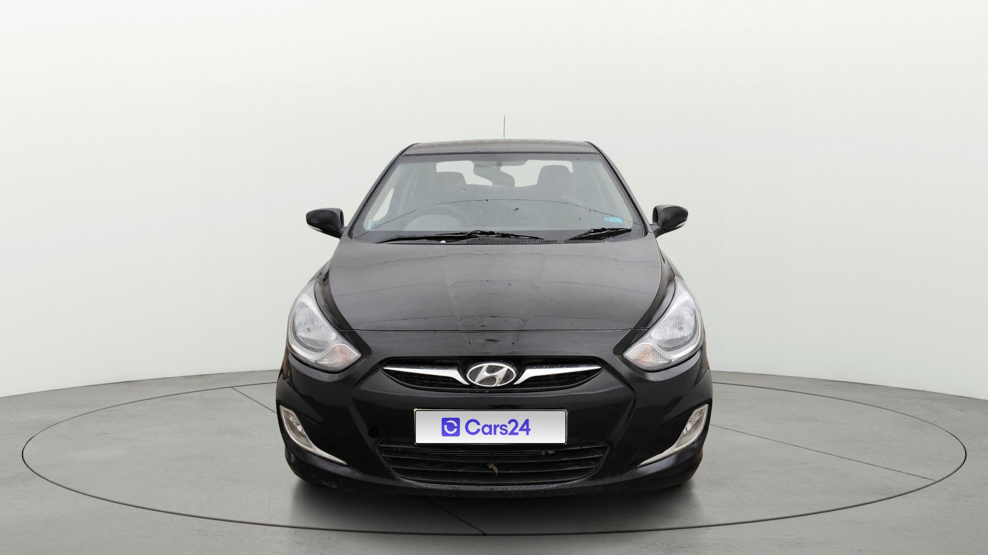 2013 ह्युंडई फ्लयूडिक वरना 1.6 CRDI EX 2013 ह्युंडई फ्लयूडिक वरना 1.6 CRDI EX