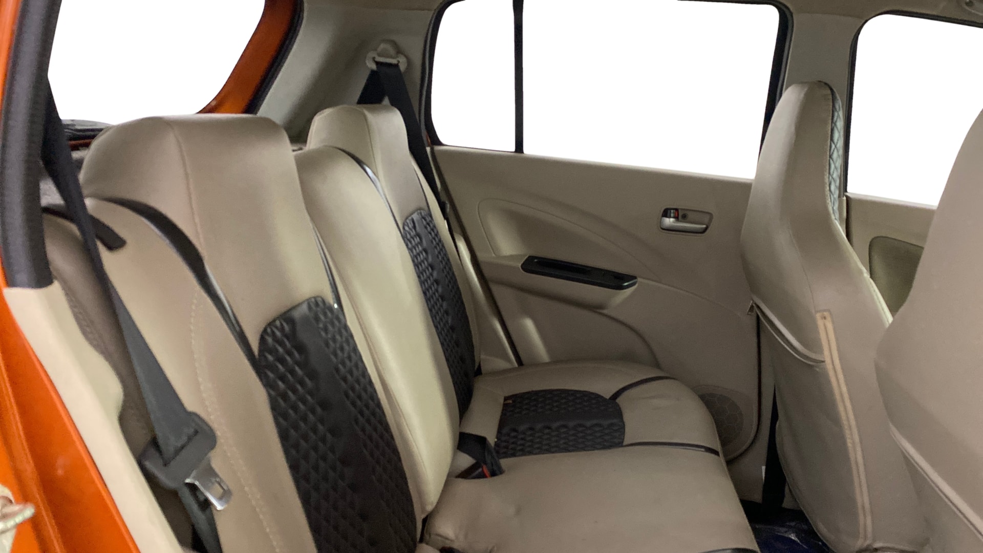 View 2018 Maruti Suzuki 1000 Base Variant Image 28 Used 2018 Maruti Suzuki 1000 Base Variant Image 28