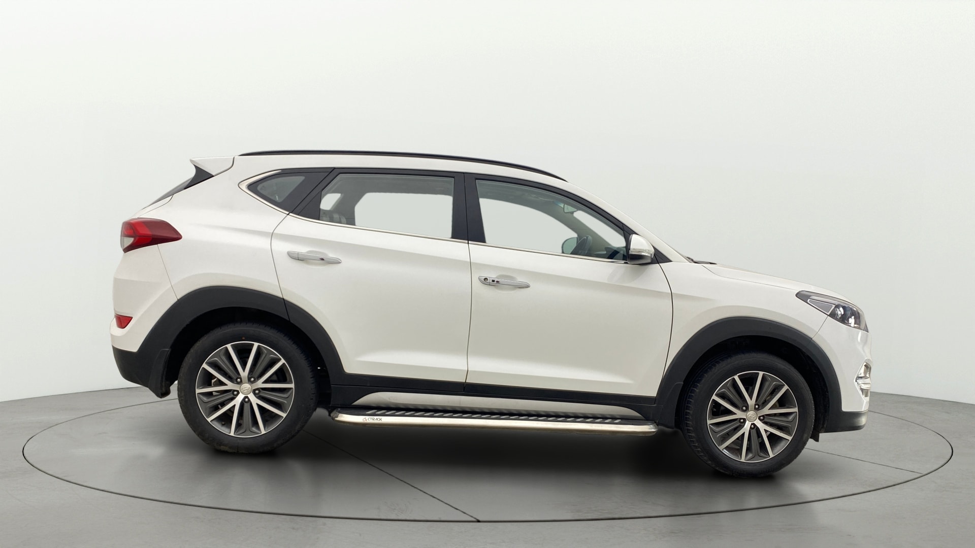 View 2019 Hyundai Tucson R 2.0 6-Speed Automatic GL BS IV Image 28 Used 2019 Hyundai Tucson R 2.0 6-Speed Automatic GL BS IV Image 28