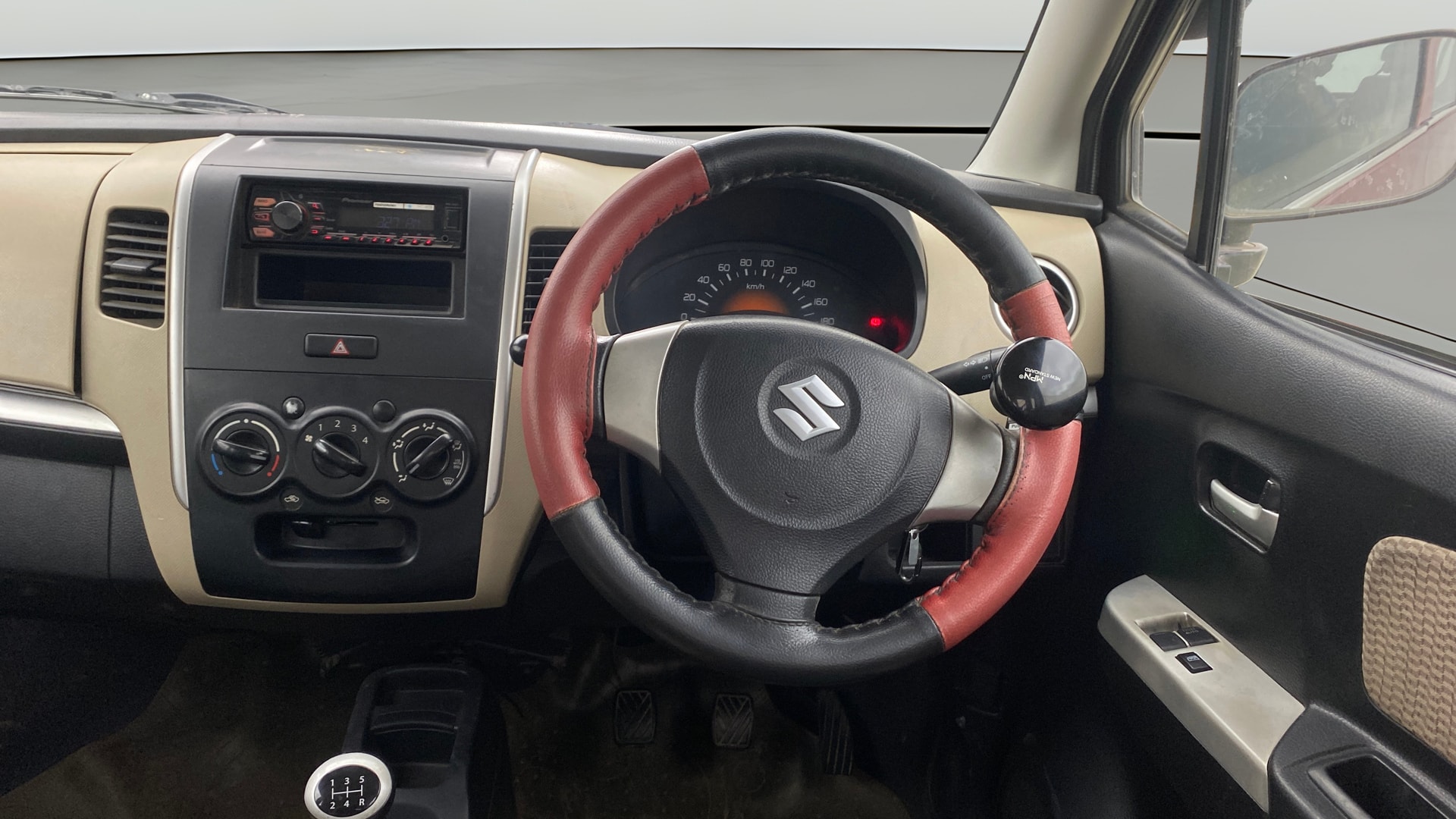 View 2018 Maruti Suzuki 1000 Base Variant Image 20 Used 2018 Maruti Suzuki 1000 Base Variant Image 20