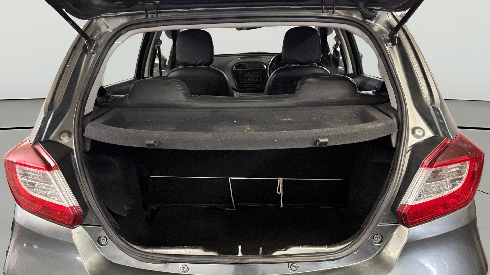 Used 2021 Tata Tiago Used 2021 Tata Tiago