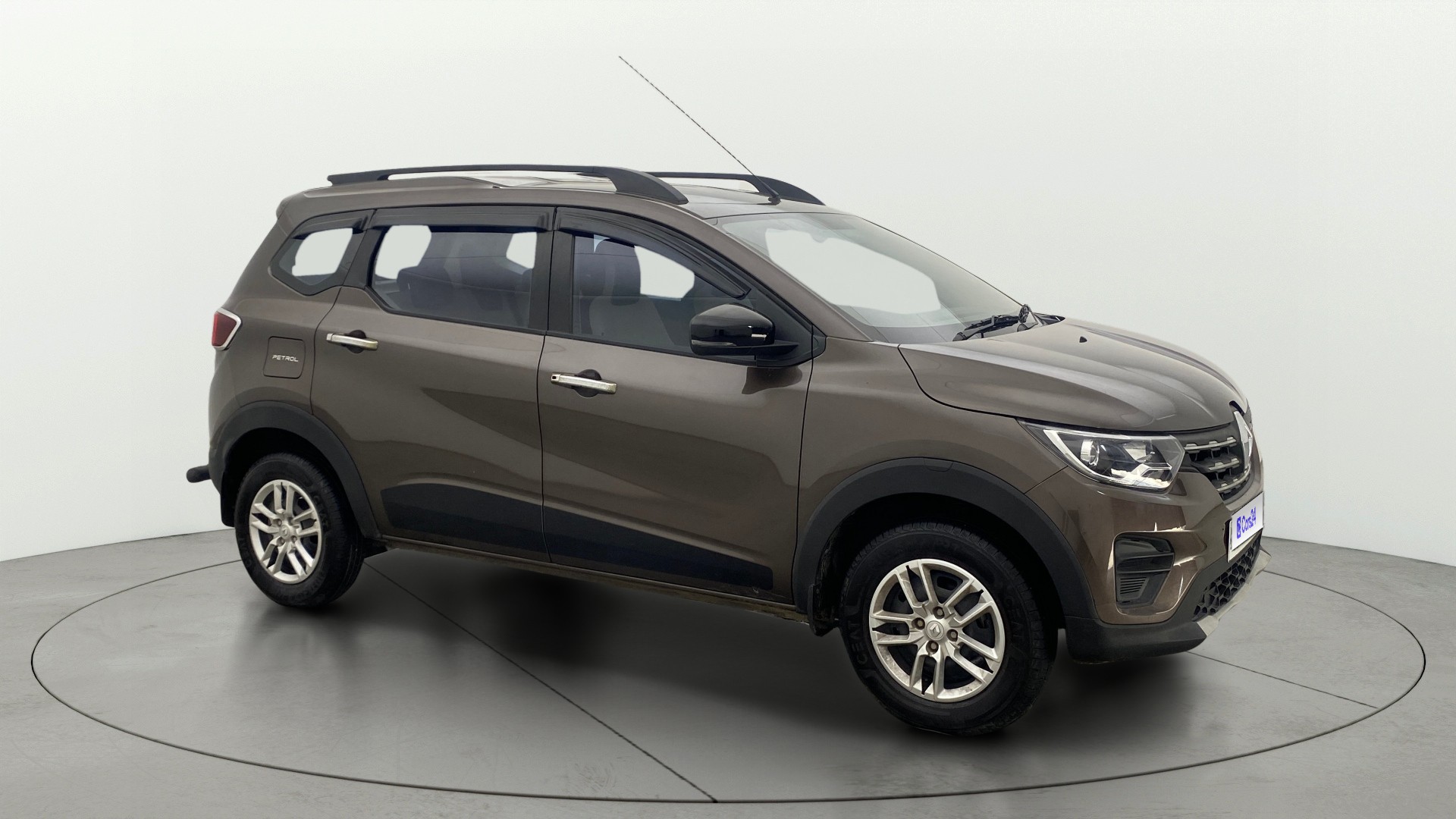View 2024 Renault Triber RXT Image 22 Used 2024 Renault Triber RXT Image 22