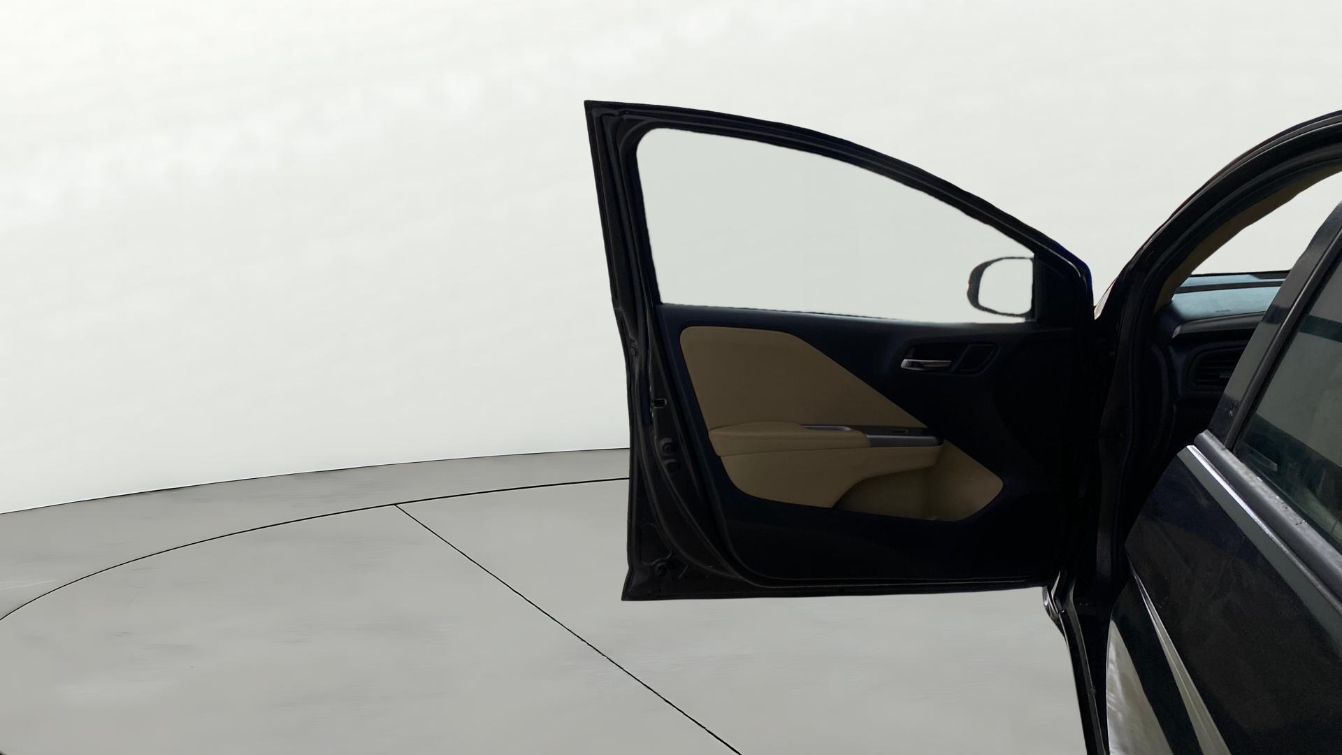 यूज़्ड 2015 होंडा सिटी, Mumbai 32 यूज़्ड 2015 होंडा सिटी, Mumbai 32
