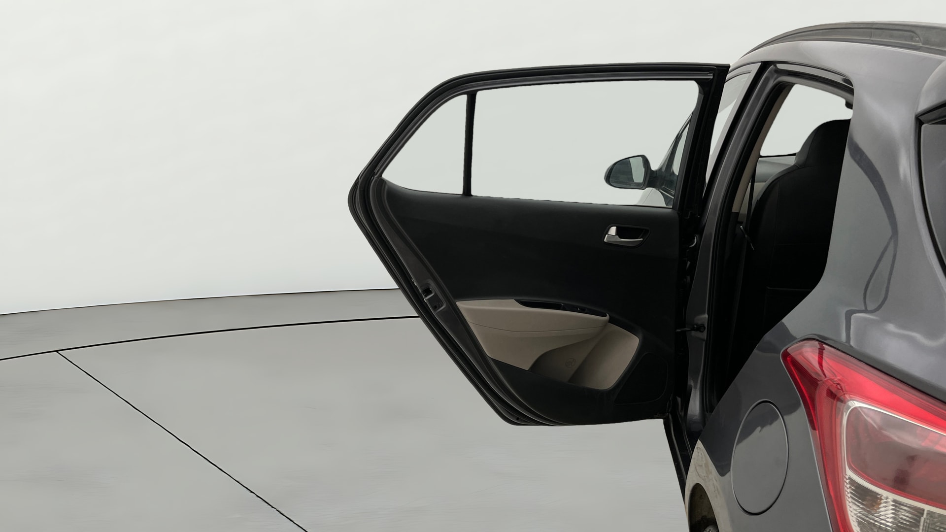 View 2014 Hyundai Grand i10 1.2 Asta Petrol Image 22 Used 2014 Hyundai Grand i10 1.2 Asta Petrol Image 22