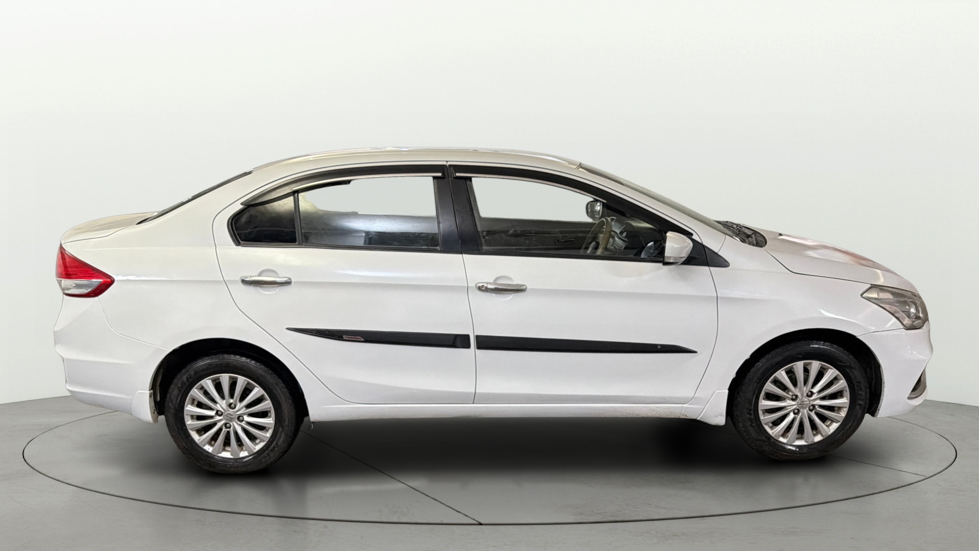 View 2019 Maruti Suzuki 1000 Base Variant Image 8 Used 2019 Maruti Suzuki 1000 Base Variant Image 8