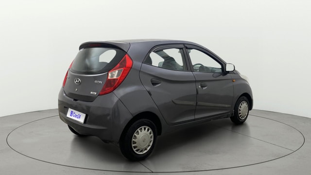 View Hyundai EON Image 41 Used Hyundai EON Image 41