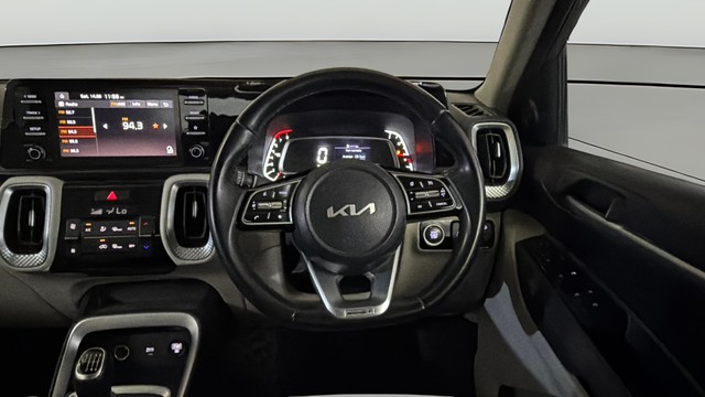 View Kia Sonet Image 13 Used Kia Sonet Image 13