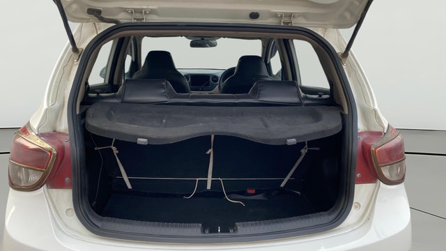 View Hyundai Grand i10 Image 36 Used Hyundai Grand i10 Image 36