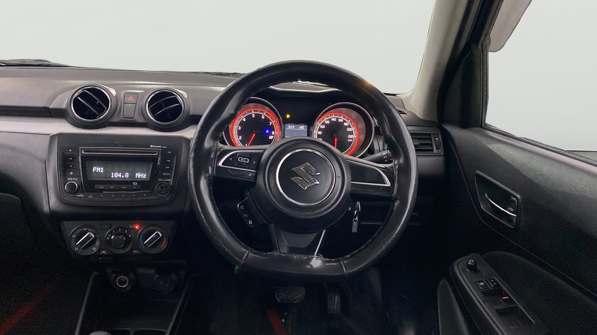View 2012 Maruti Suzuki 1000 Base Variant Image 20 Used 2012 Maruti Suzuki 1000 Base Variant Image 20