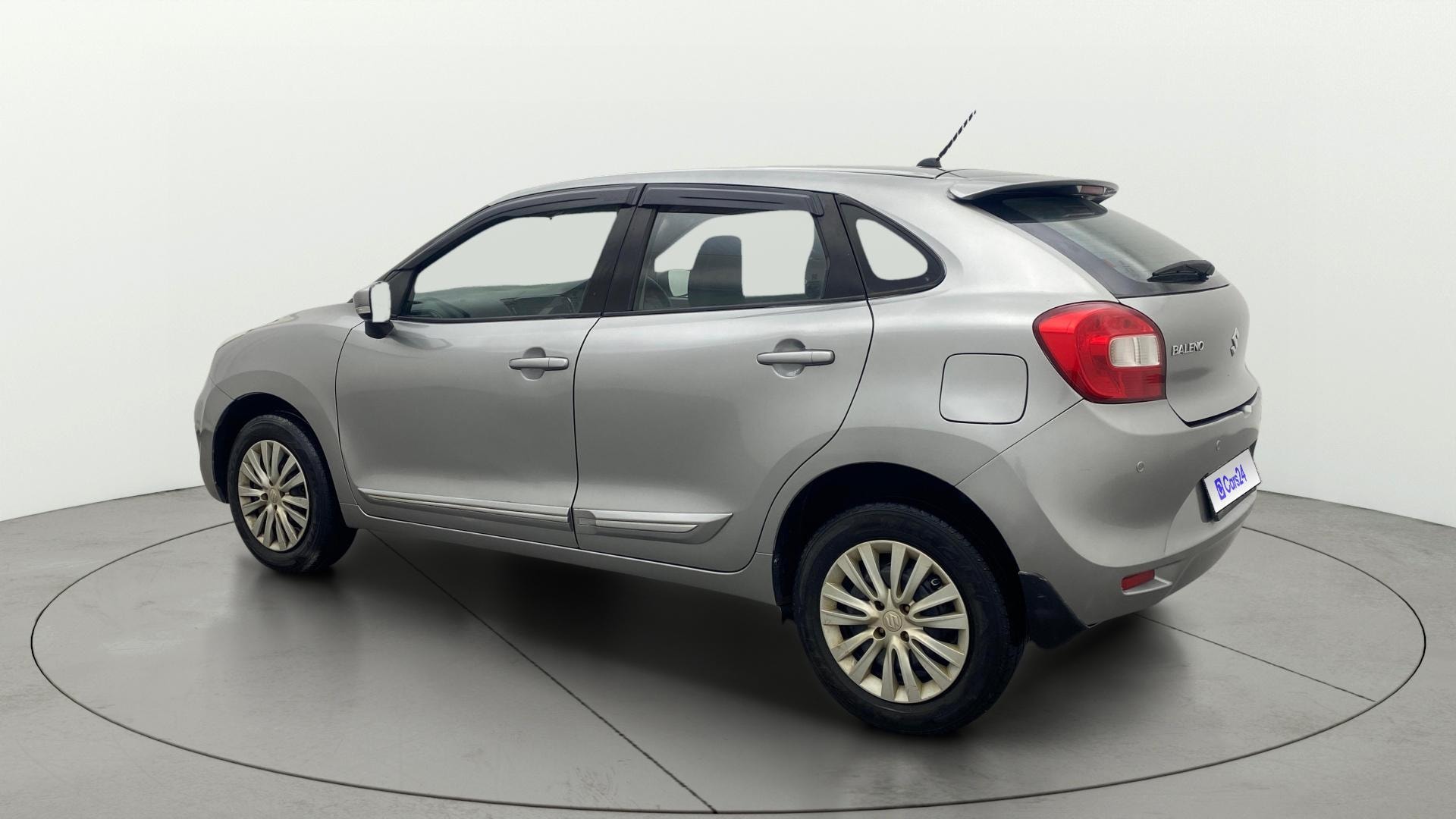 View 2019 Maruti Suzuki 1000 Base Variant Image 2 Used 2019 Maruti Suzuki 1000 Base Variant Image 2