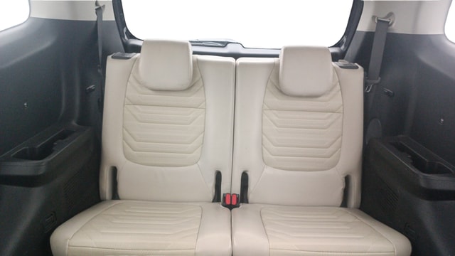 View Kia Carens Image 10 Used Kia Carens Image 10