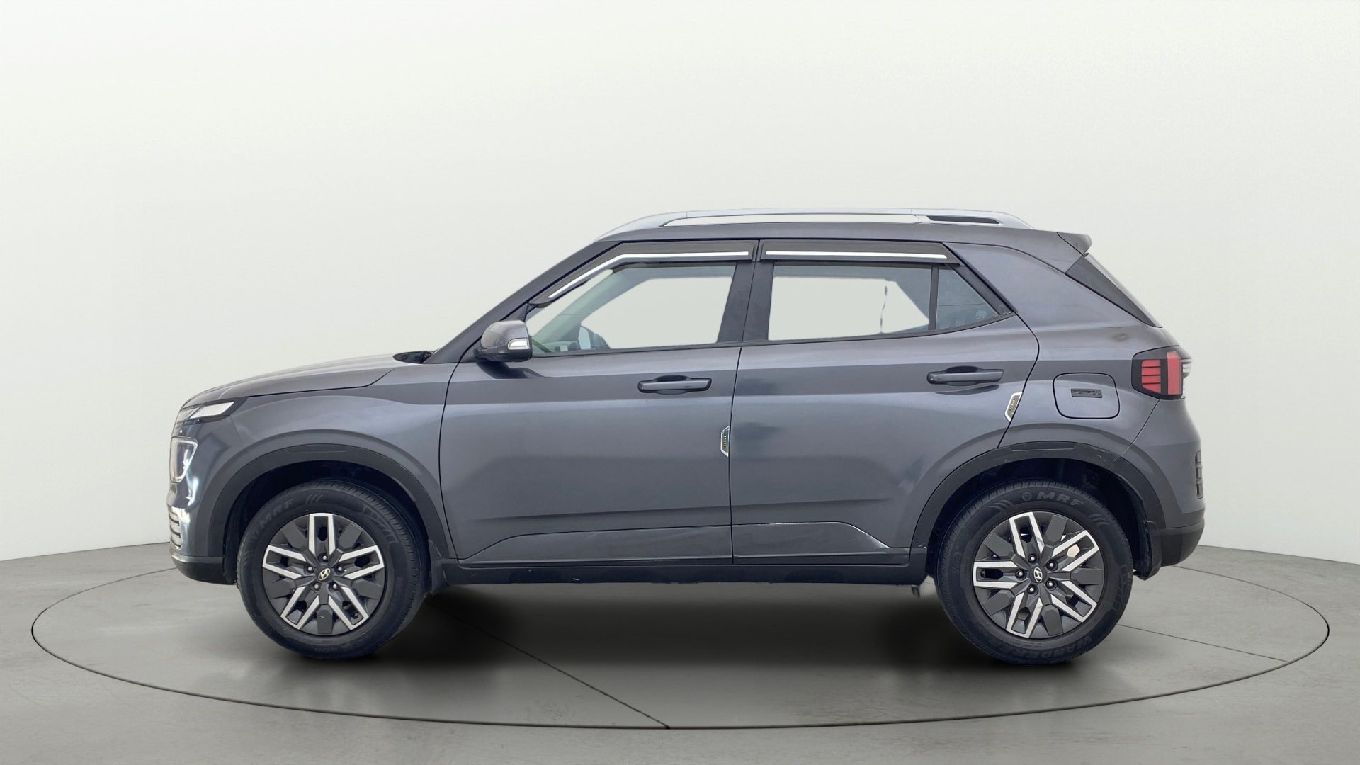 View 2023 Hyundai Venue S (O) 1.0 Turbo Petrol MT Image 6 Used 2023 Hyundai Venue S (O) 1.0 Turbo Petrol MT Image 6
