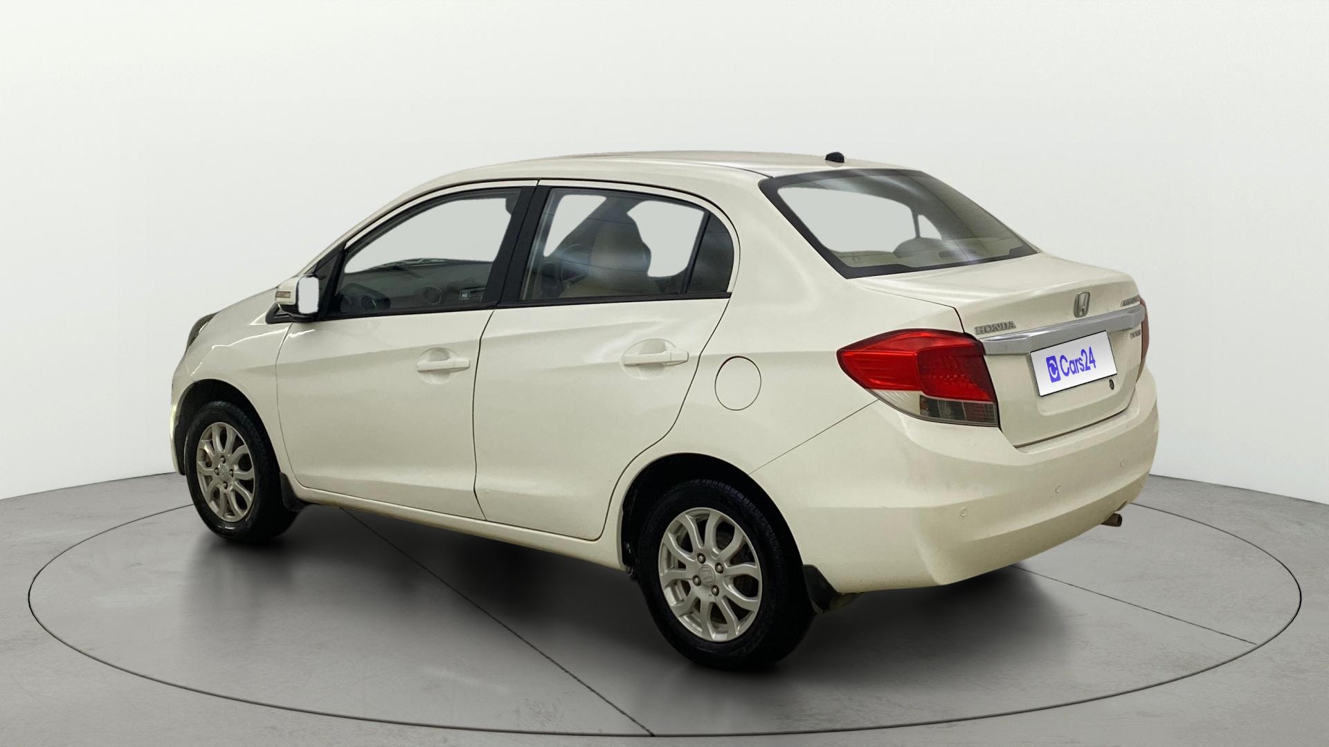 View 2013 Honda Amaze E MT Petrol BS IV Image 2 Used 2013 Honda Amaze E MT Petrol BS IV Image 2