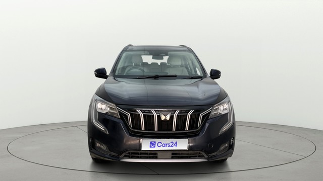 View Mahindra XUV700 Image 1 Used Mahindra XUV700 Image 1