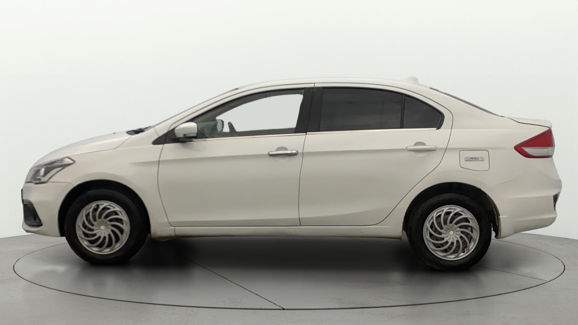 View 2019 Maruti Suzuki 1000 Base Variant Image 5 Used 2019 Maruti Suzuki 1000 Base Variant Image 5
