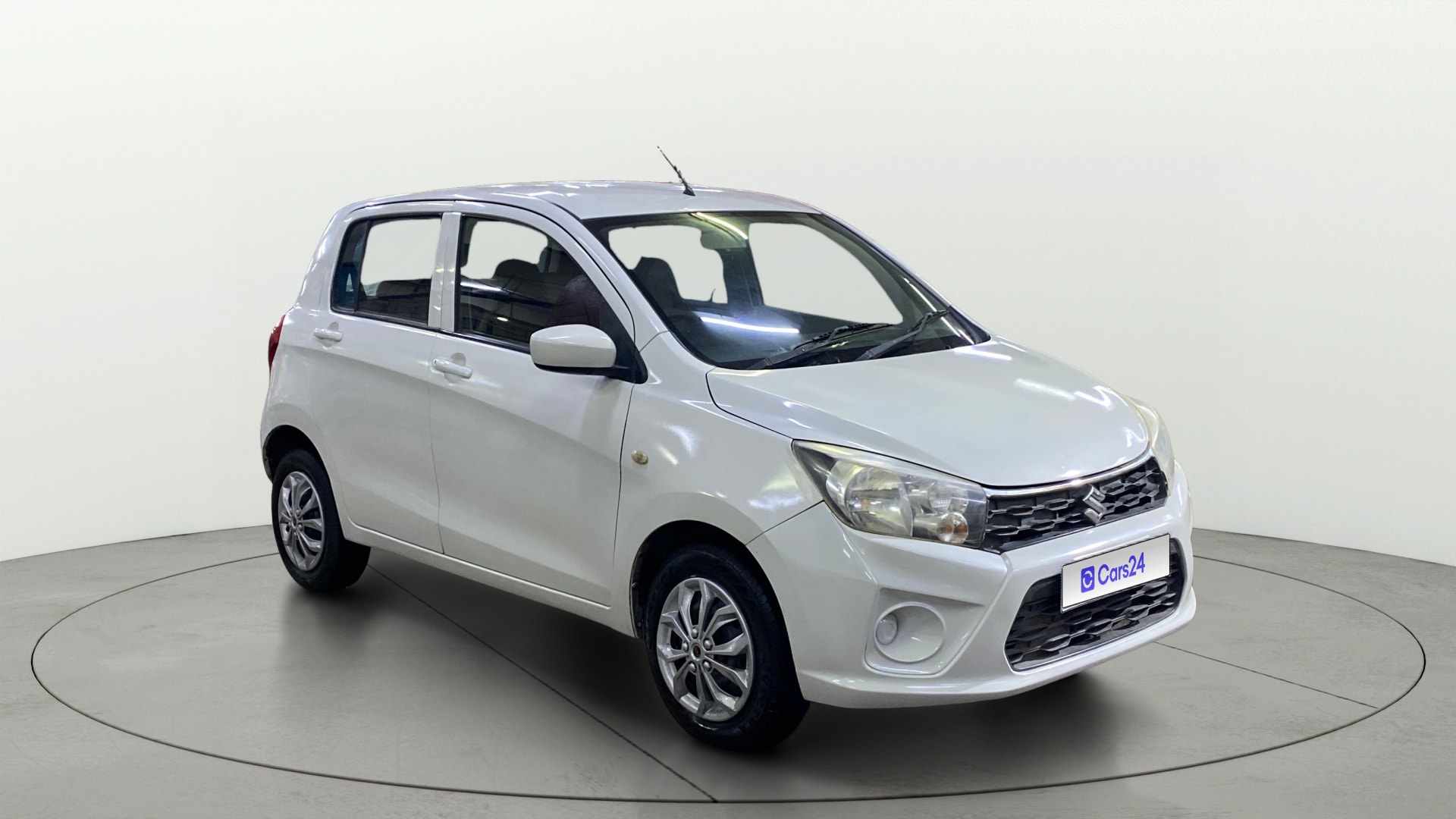View 2019 Maruti Suzuki 1000 Base Variant Image 15 Used 2019 Maruti Suzuki 1000 Base Variant Image 15