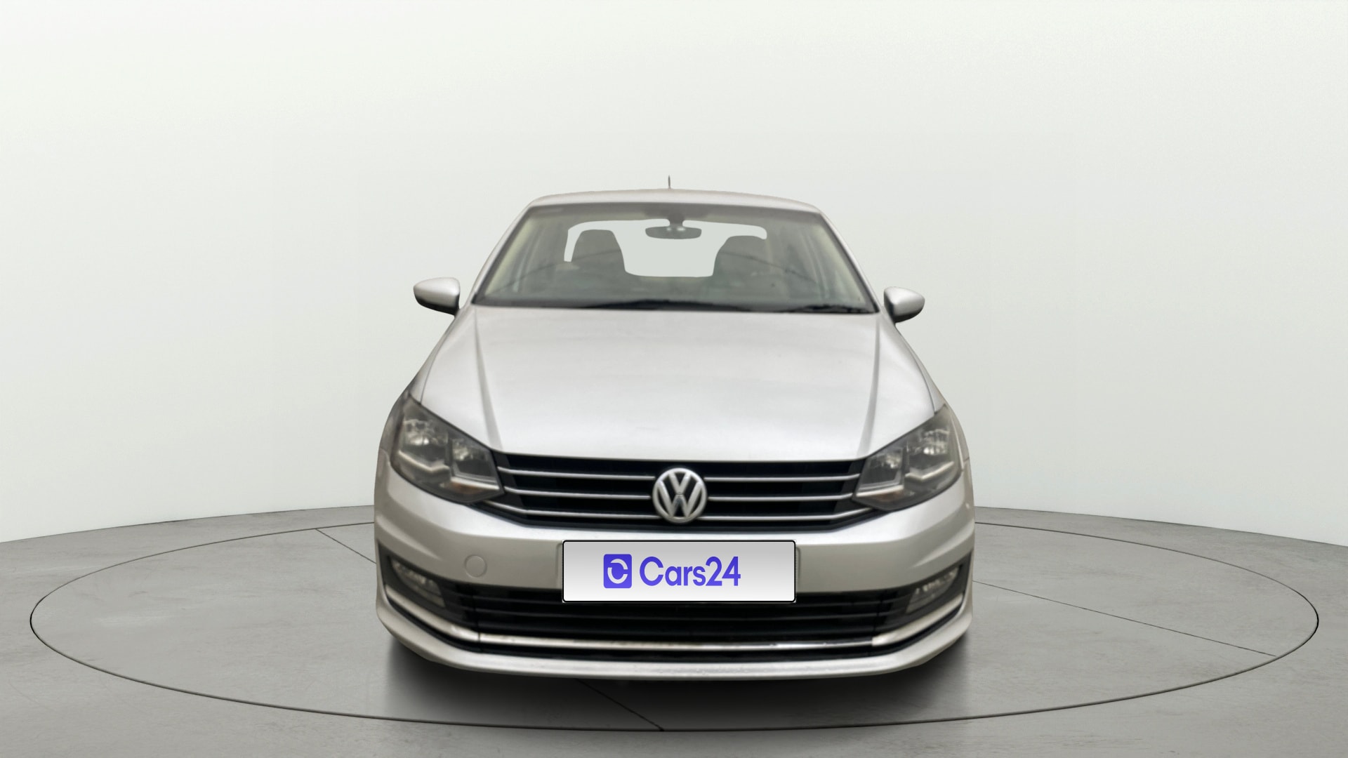 View 2019 Volkswagen Vento 1.2 L TSI Comfortline Petrol AT Image 1 Used 2019 Volkswagen Vento 1.2 L TSI Comfortline Petrol AT Image 1