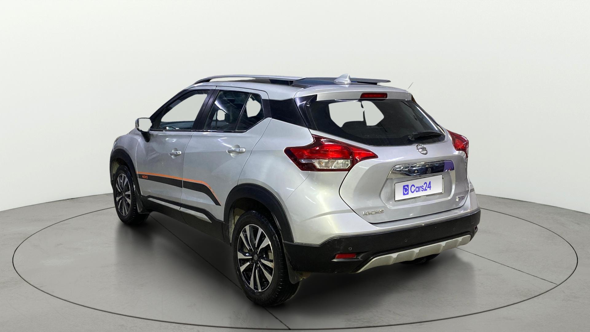 Used 2020 Nissan Kicks Used 2020 Nissan Kicks