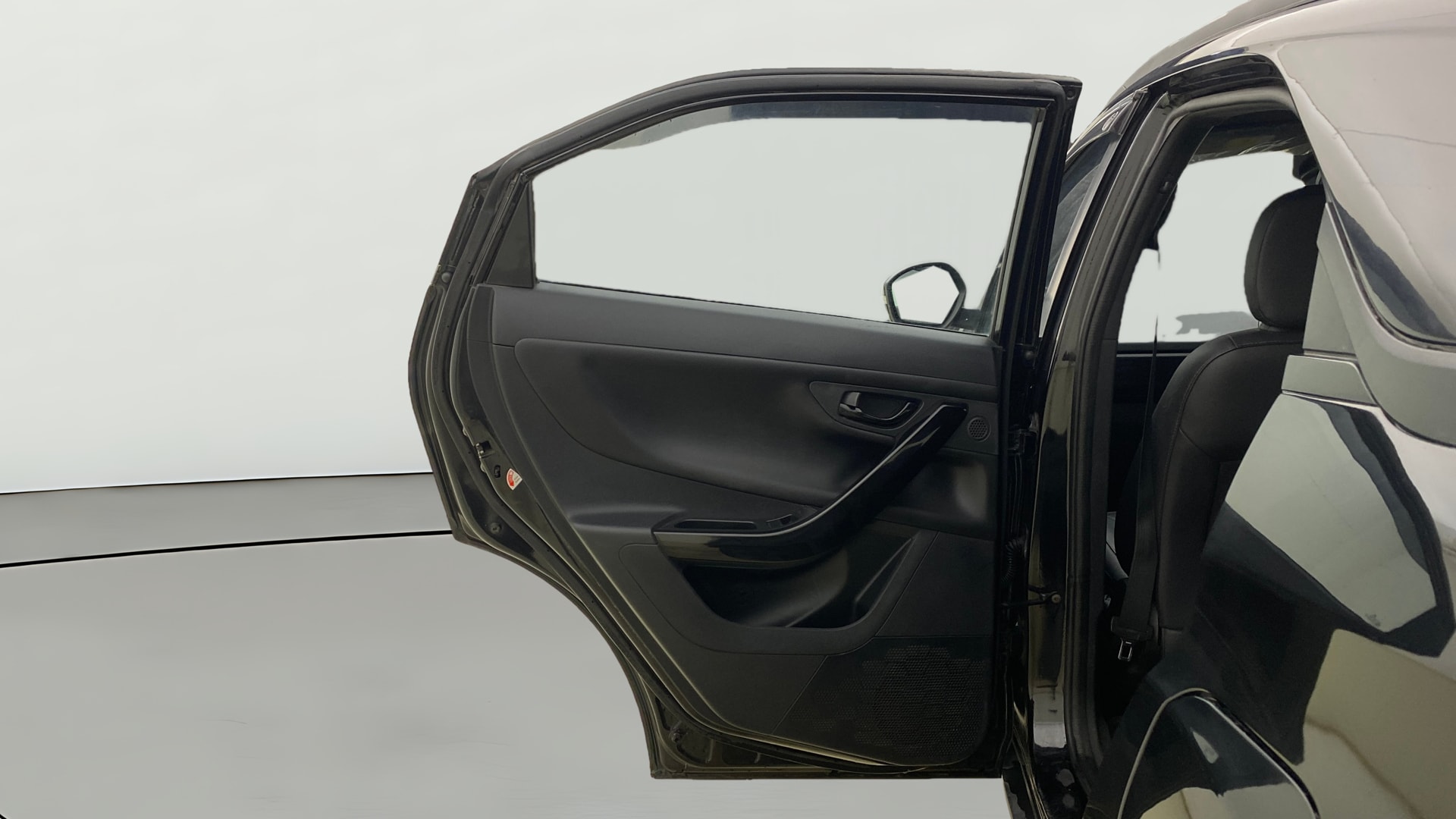 View 2023 Tata Nexon Revotron XE Image 15 Used 2023 Tata Nexon Revotron XE Image 15