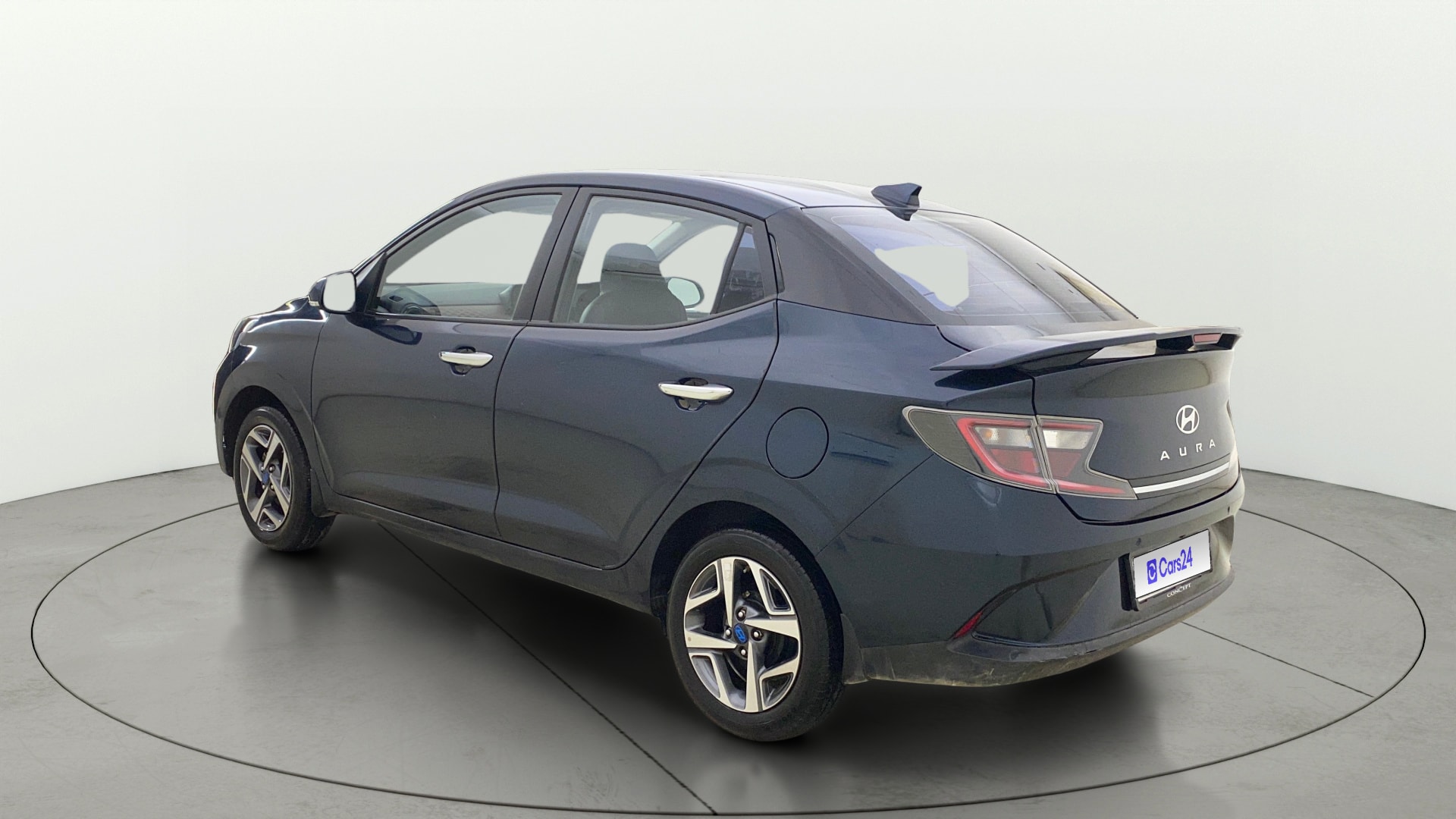 View 2024 Hyundai Aura SX MT CNG Image 37 Used 2024 Hyundai Aura SX MT CNG Image 37