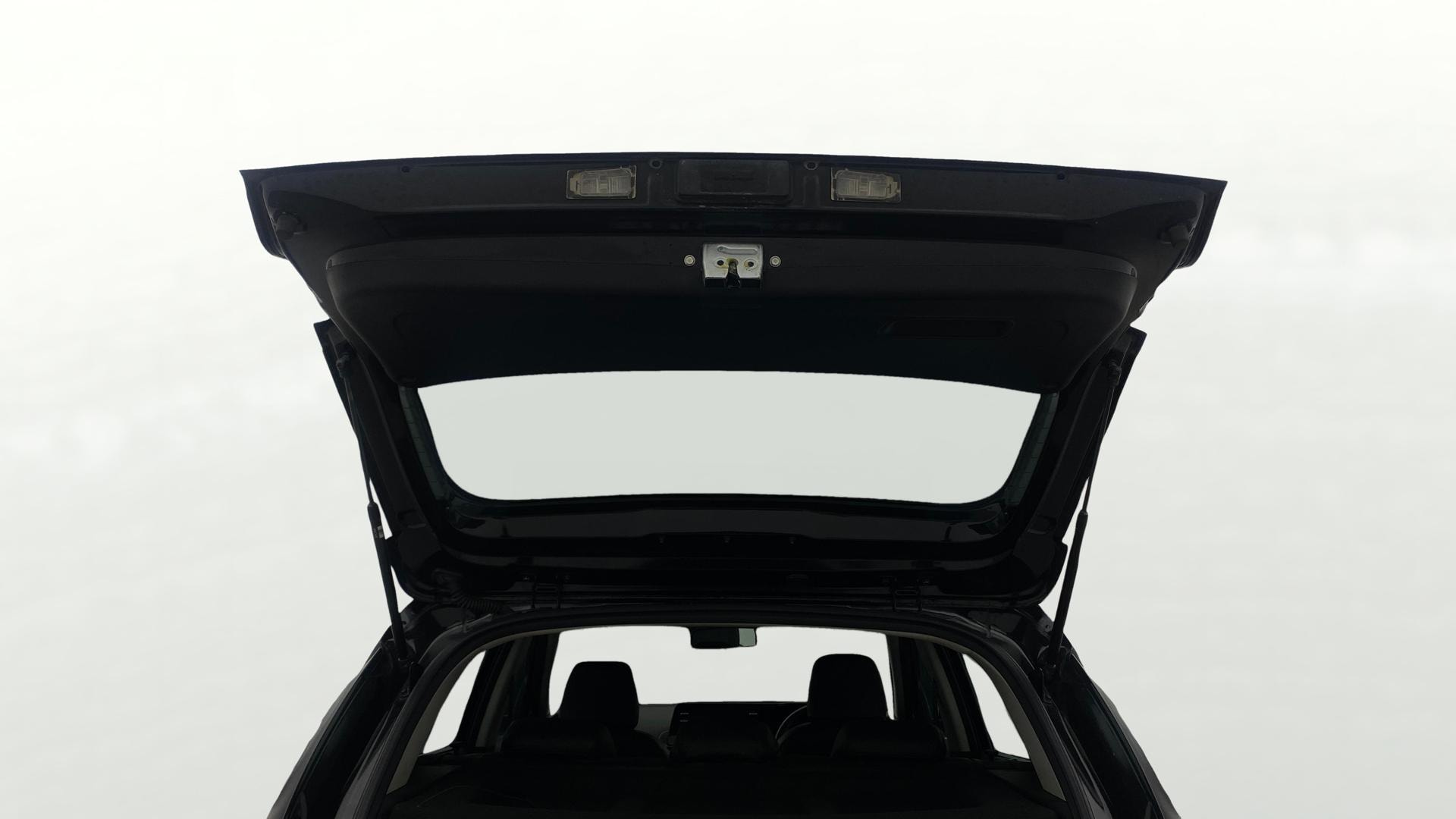 View 2023 Kia Sonet HTE Petrol Image 17 Used 2023 Kia Sonet HTE Petrol Image 17