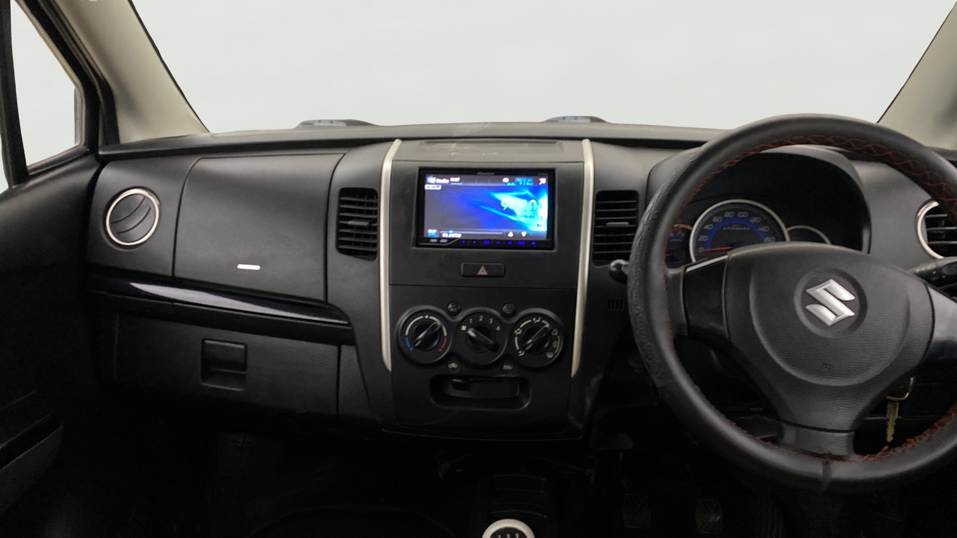 Used 2014 Maruti Suzuki Stingray Used 2014 Maruti Suzuki Stingray