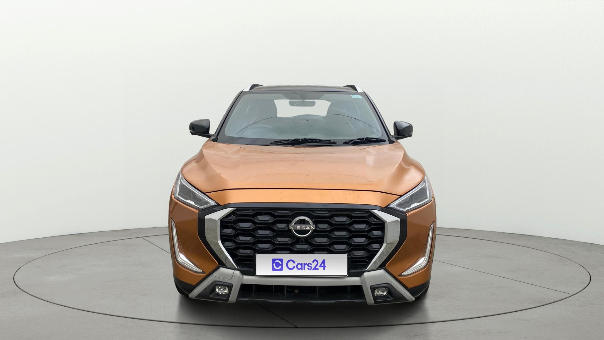 View 2025 Nissan Magnite Tekna B4D 1.0 Petrol AMT Image 1 Used 2025 Nissan Magnite Tekna B4D 1.0 Petrol AMT Image 1