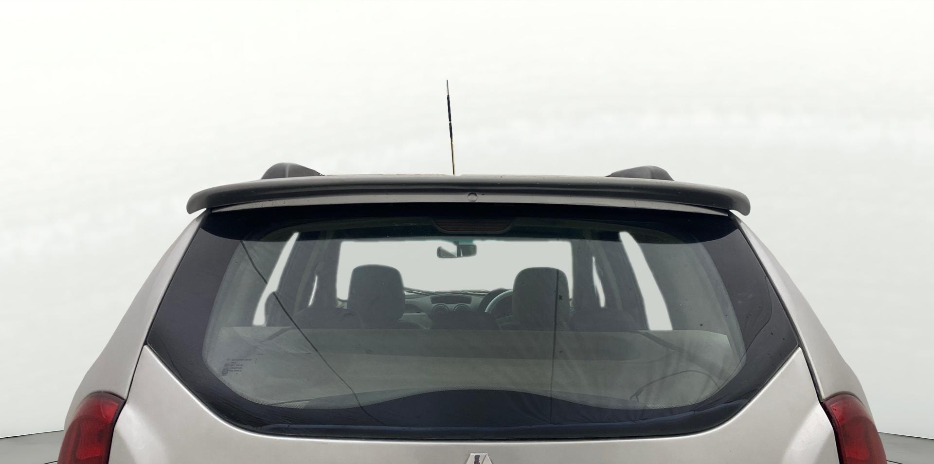 View 2015 Renault Duster Diesel 85PS RXE Image 4 Used 2015 Renault Duster Diesel 85PS RXE Image 4