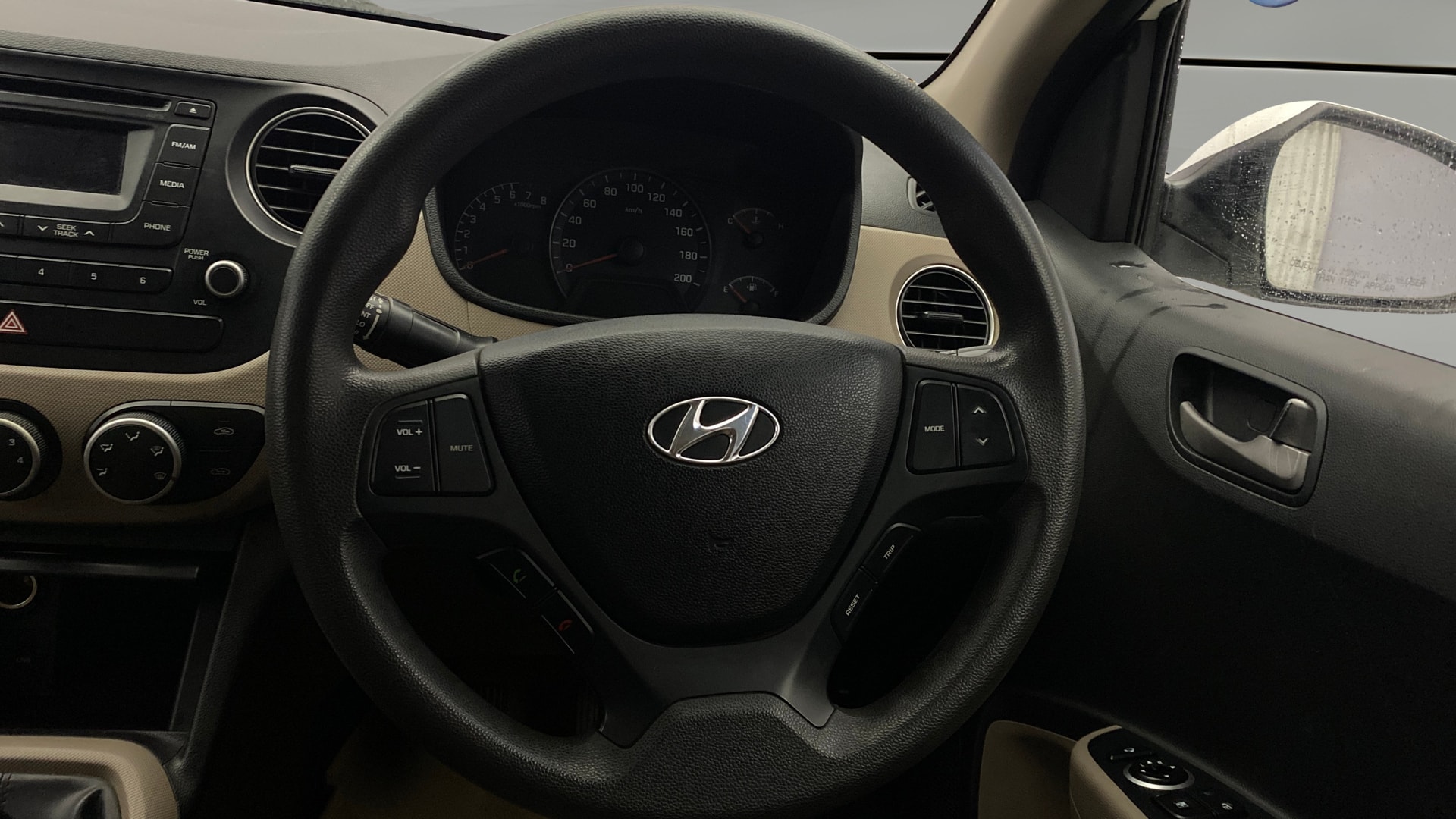 View 2014 Hyundai Xcent E Petrol Image 20 Used 2014 Hyundai Xcent E Petrol Image 20