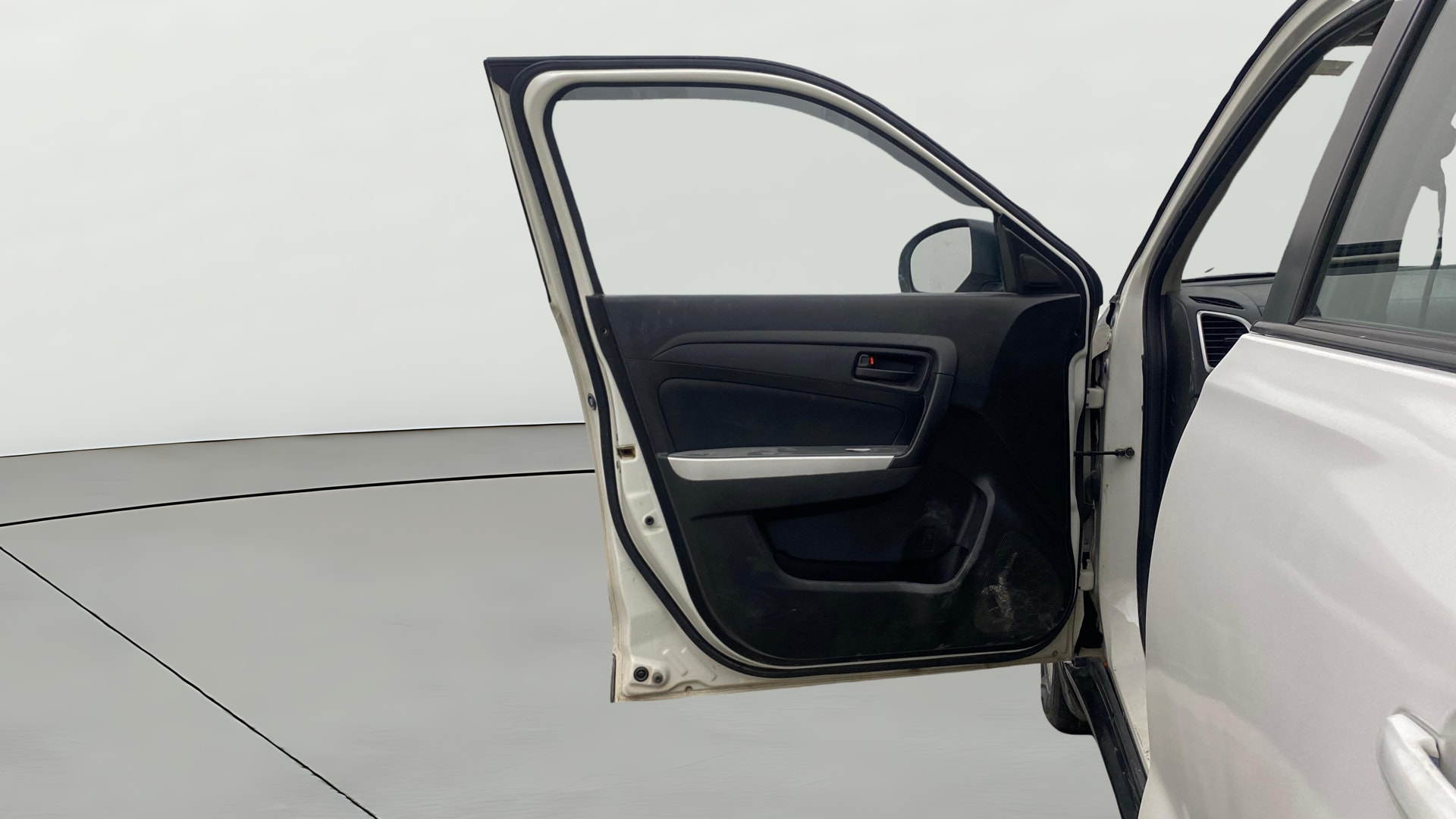 View 2022 Maruti Suzuki 1000 Base Variant Image 30 Used 2022 Maruti Suzuki 1000 Base Variant Image 30