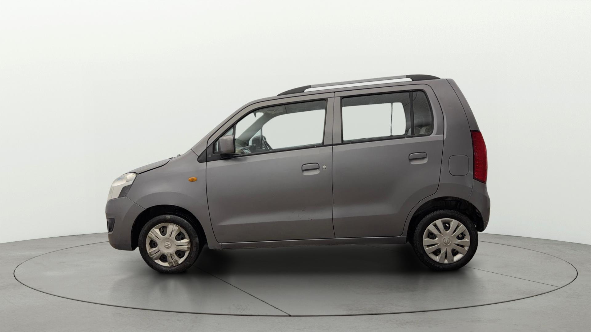 View 2018 Maruti Suzuki 1000 Base Variant Image 5 Used 2018 Maruti Suzuki 1000 Base Variant Image 5