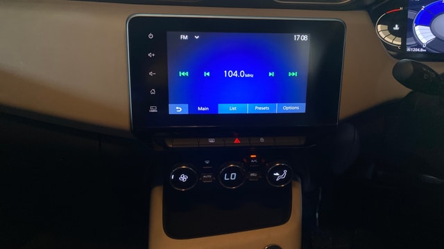 View Nissan Magnite Image 17 Used Nissan Magnite Image 17