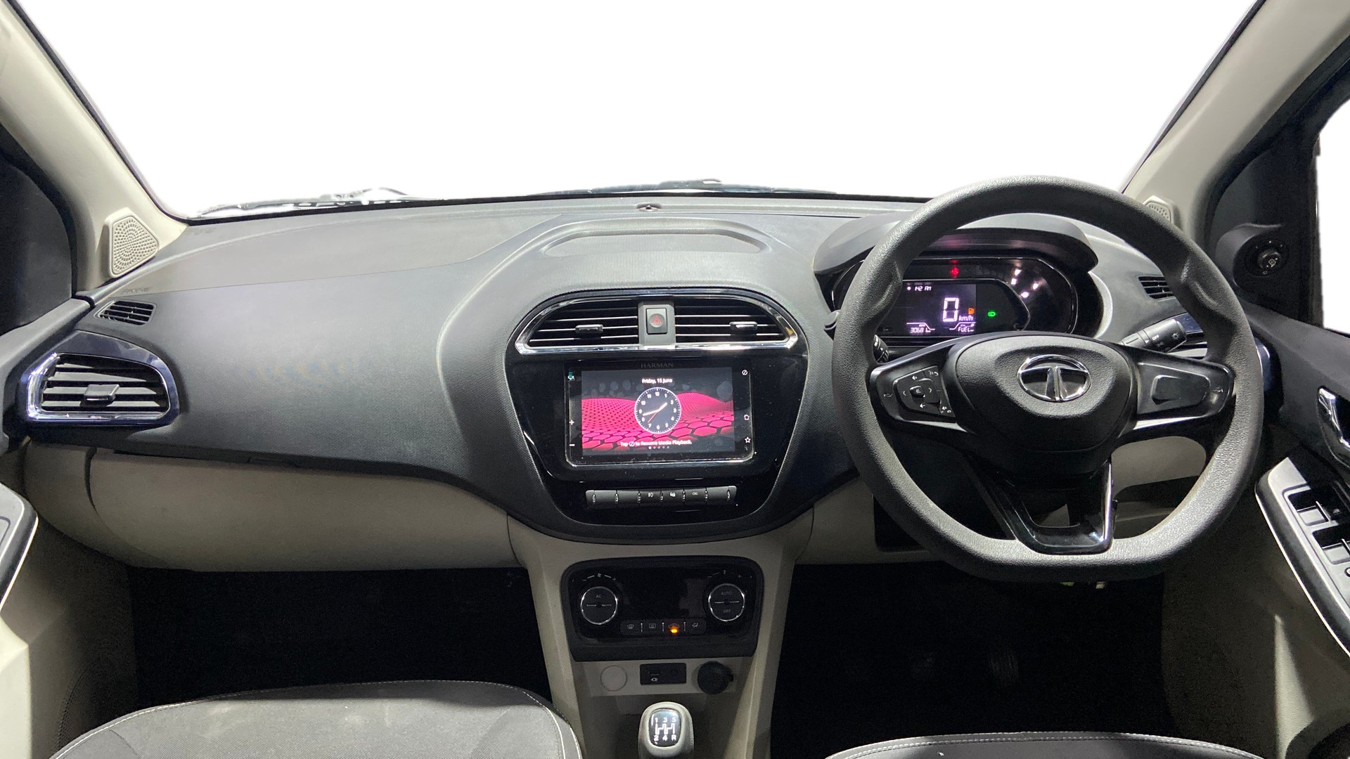Used 2022 Tata Tiago Used 2022 Tata Tiago