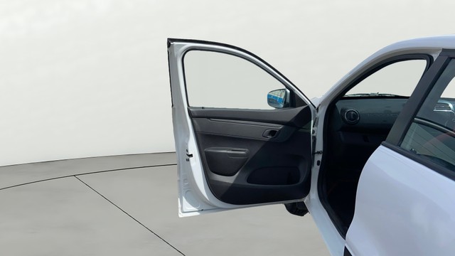 View Renault Kwid Image 30 Used Renault Kwid Image 30
