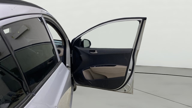 View Hyundai Grand i10 Image 43 Used Hyundai Grand i10 Image 43