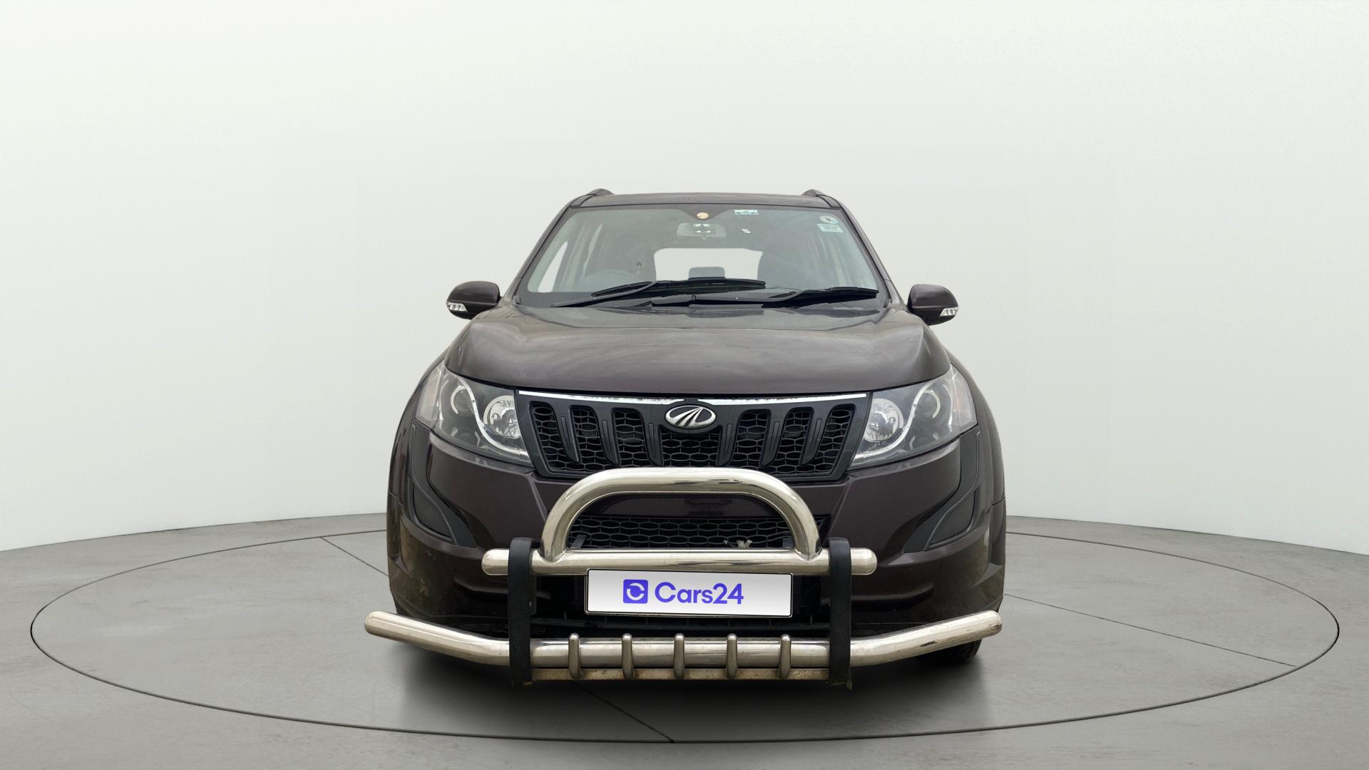 2016 महिंद्रा एक्सयूवी500 W4 FWD 2016 महिंद्रा एक्सयूवी500 W4 FWD
