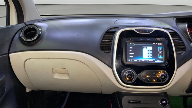 View Renault Captur Image 18 Used Renault Captur Image 18