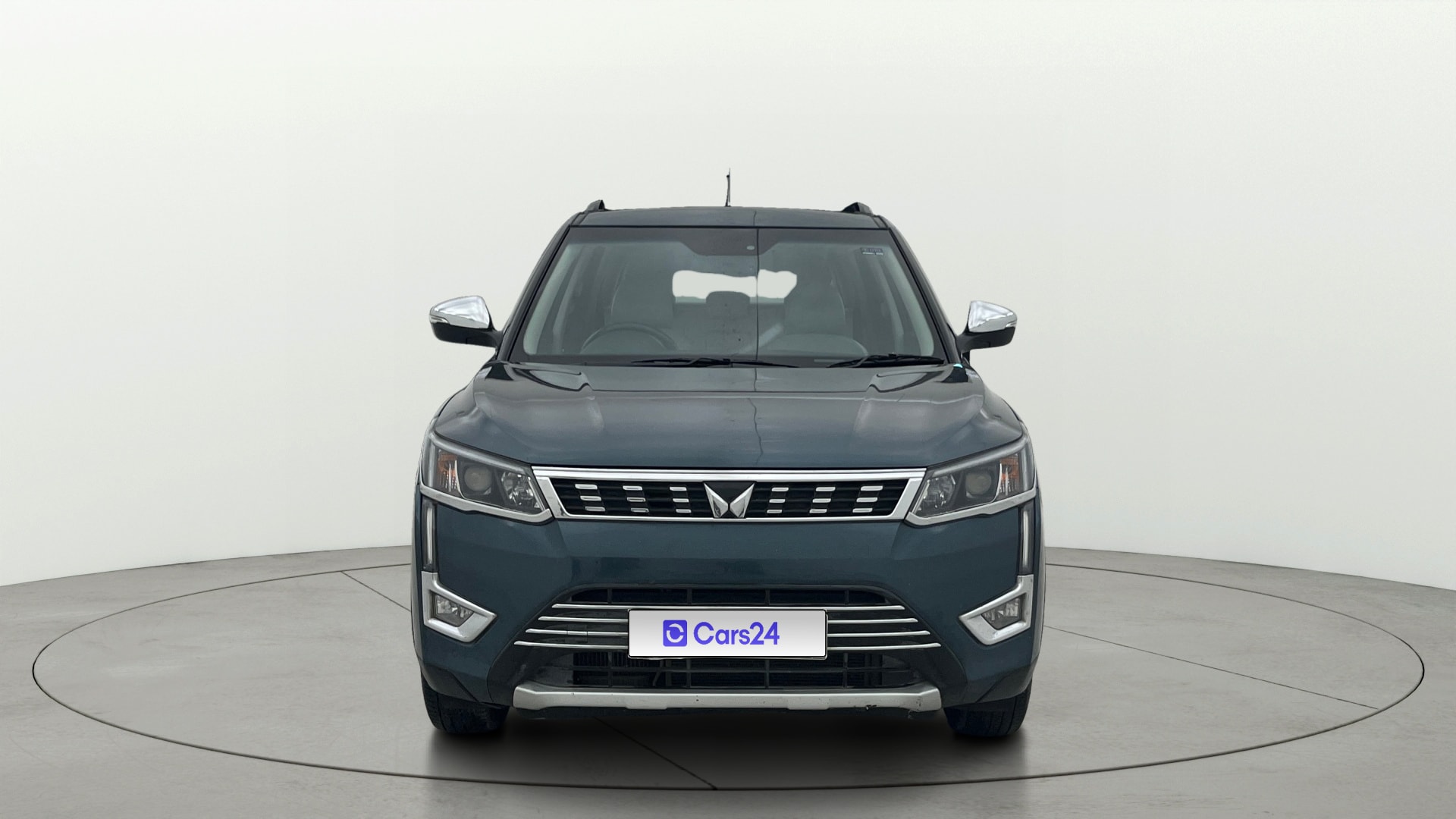 Used 2022 Mahindra XUV300 Used 2022 Mahindra XUV300