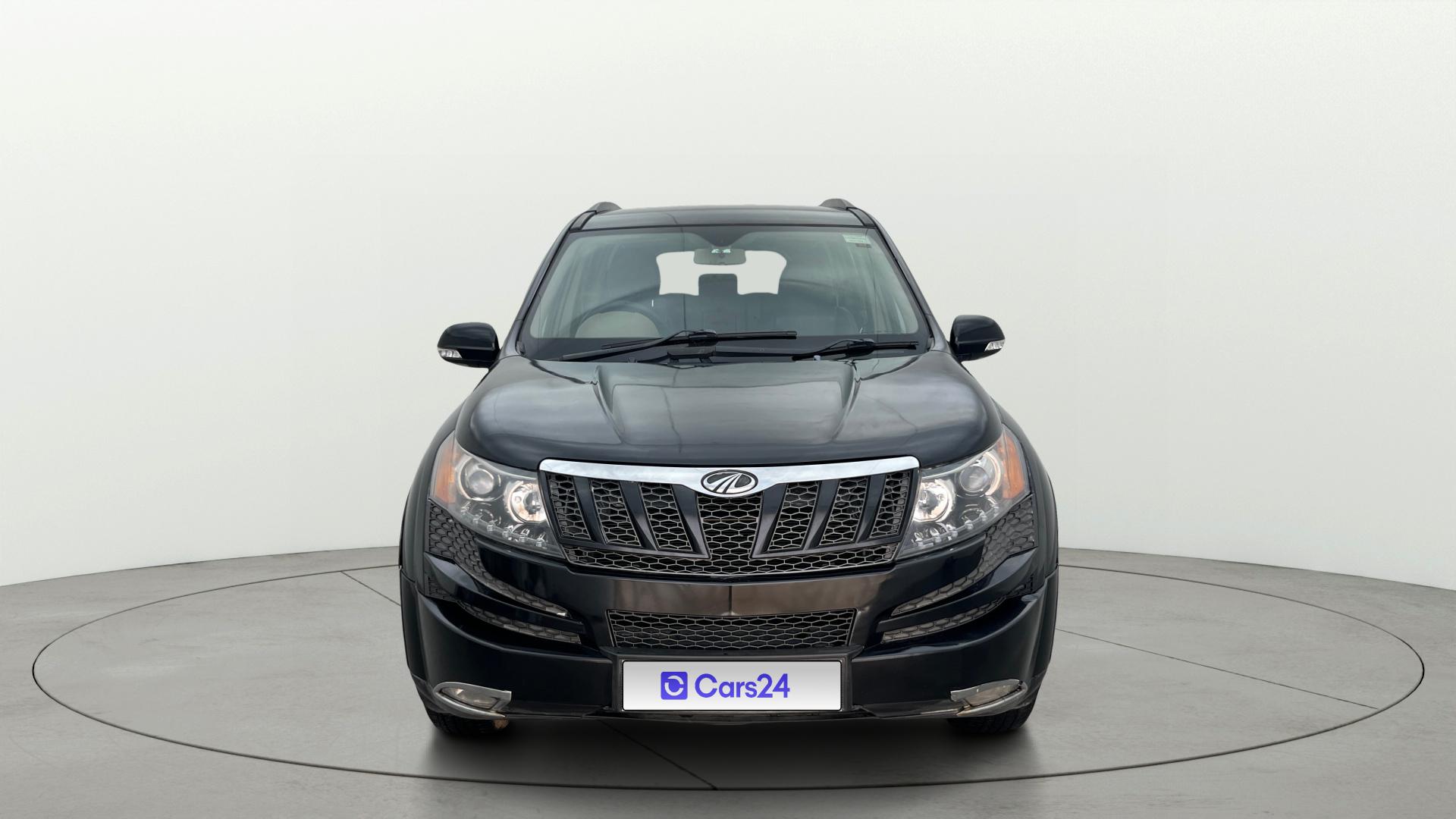 2014 महिंद्रा एक्सयूवी500 W8 AWD 2014 महिंद्रा एक्सयूवी500 W8 AWD