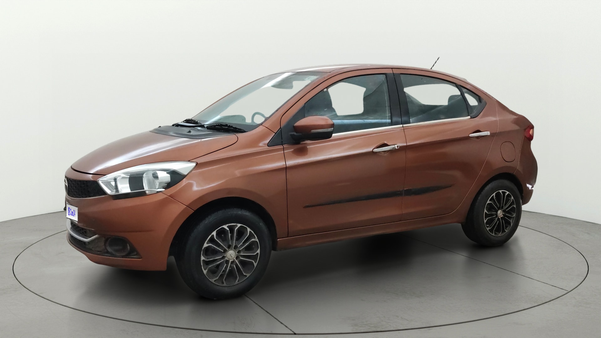 View 2018 Tata Tigor XE Diesel Image 34 Used 2018 Tata Tigor XE Diesel Image 34