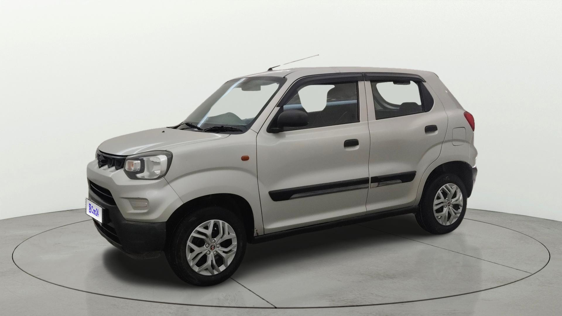 View 2021 Maruti Suzuki 1000 Base Variant Image 34 Used 2021 Maruti Suzuki 1000 Base Variant Image 34