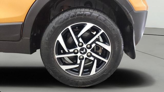 View Mahindra XUV300 Image 12 Used Mahindra XUV300 Image 12