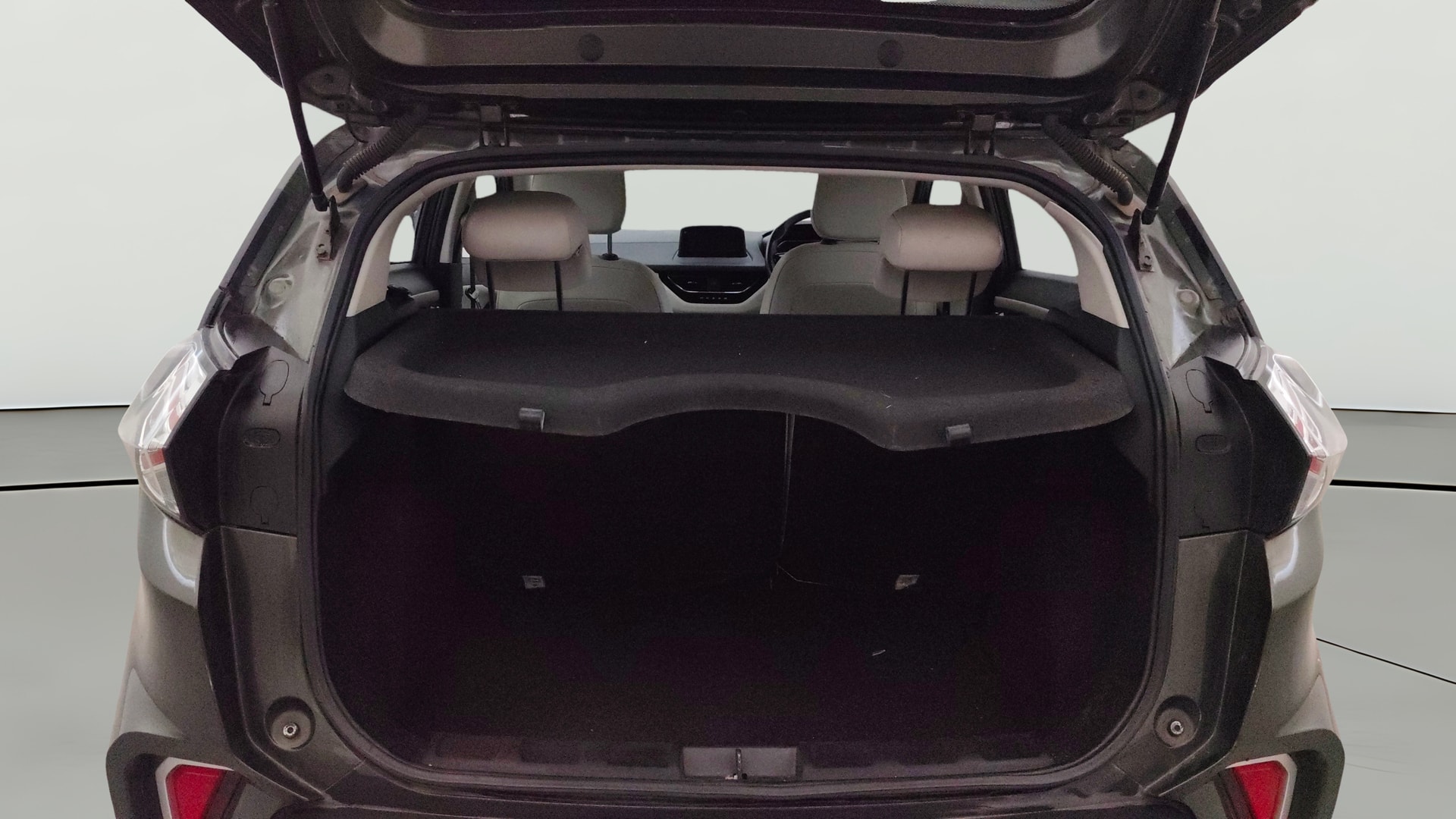 View 2022 Tata Nexon Revotron XE Image 40 Used 2022 Tata Nexon Revotron XE Image 40